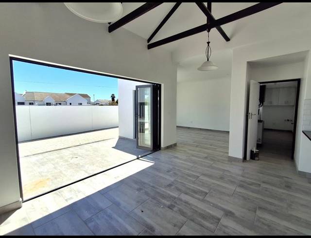 3 BEDROOM PROPERTY TO RENT IN BRITANNIA BAY